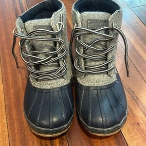 COPY - Sperry duck boots